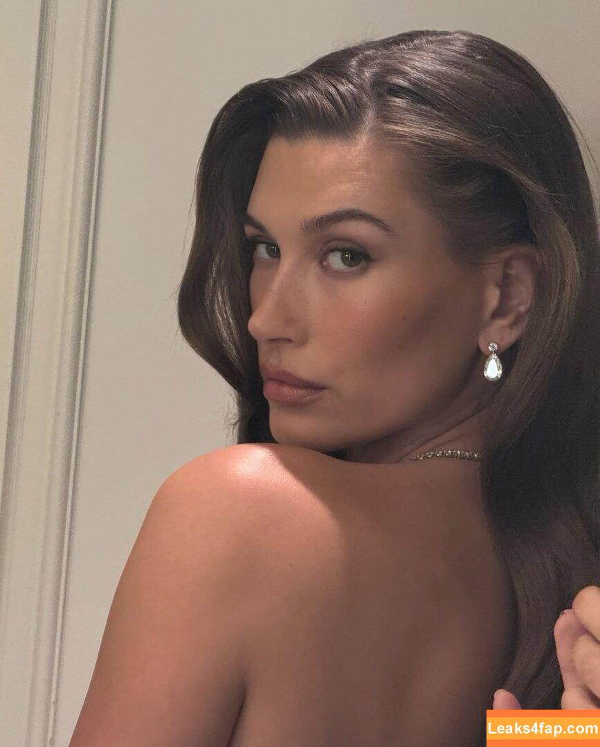 Hailey Baldwin / haileybieber слитое фото фото #0154