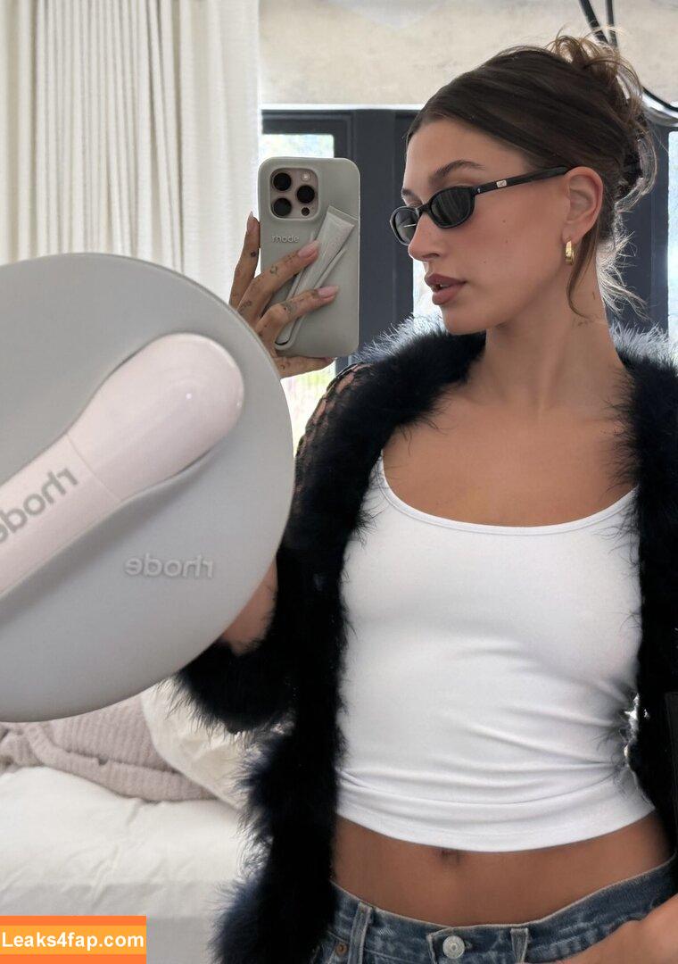 Hailey Baldwin / haileybieber leaked photo photo #0167