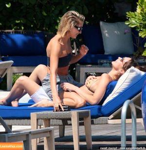 Hailey Baldwin photo #0118