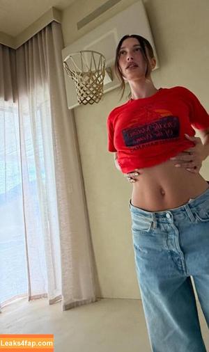 Hailey Baldwin photo #0158