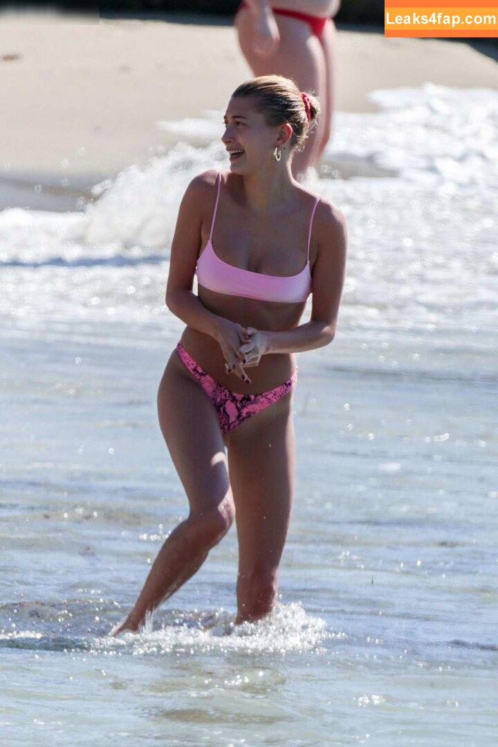 Hailey Bieber / haileybieber leaked photo photo #0368