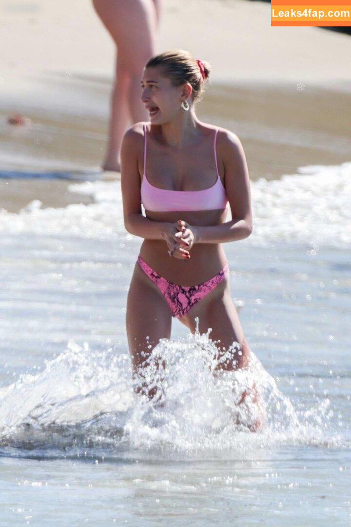 Hailey Bieber / haileybieber leaked photo photo #0377