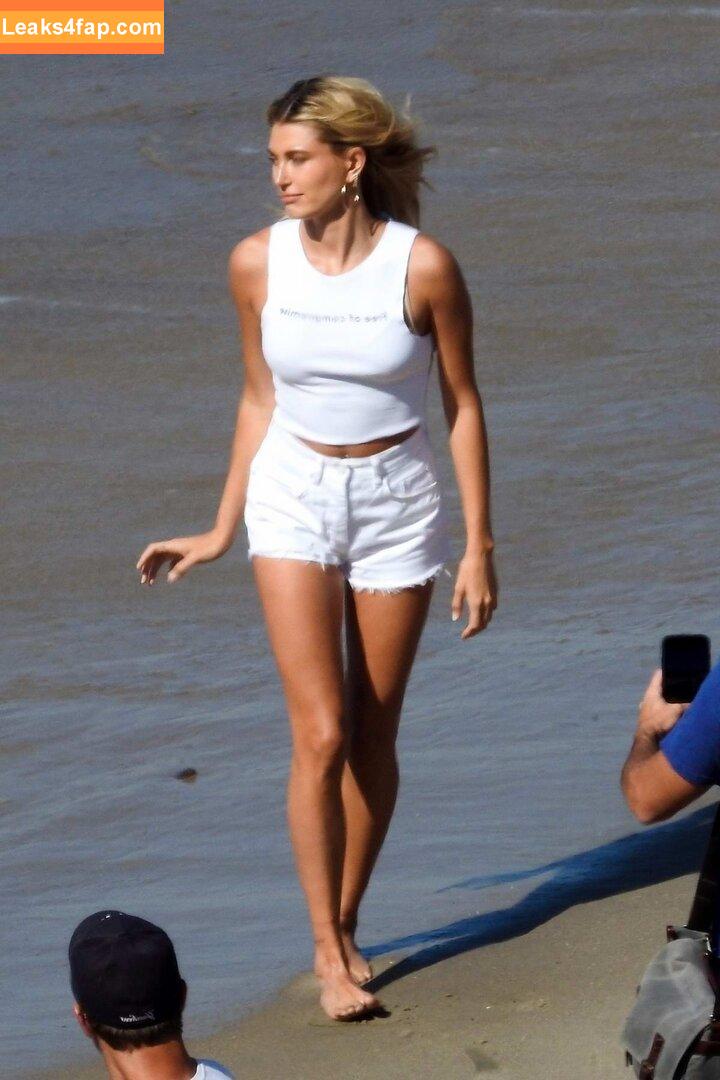 Hailey Bieber / haileybieber leaked photo photo #0383