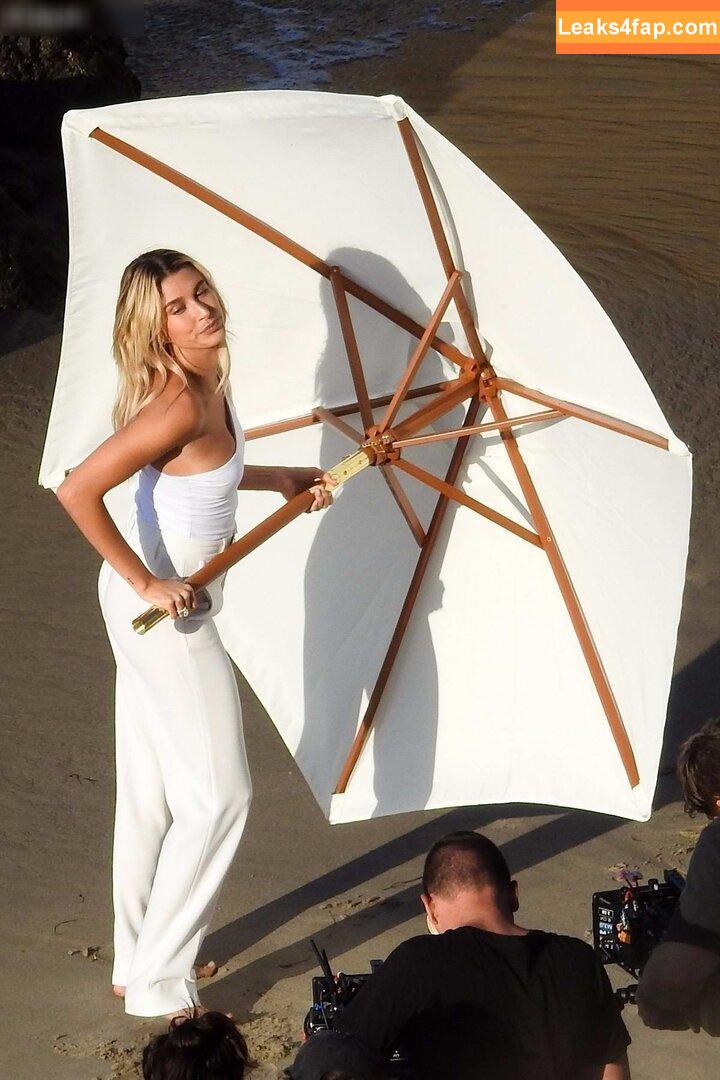 Hailey Bieber / haileybieber leaked photo photo #0385