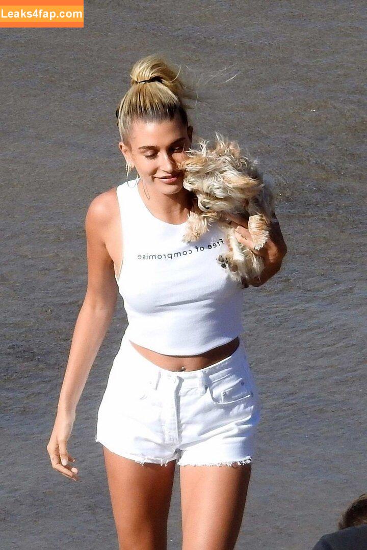 Hailey Bieber / haileybieber leaked photo photo #0392