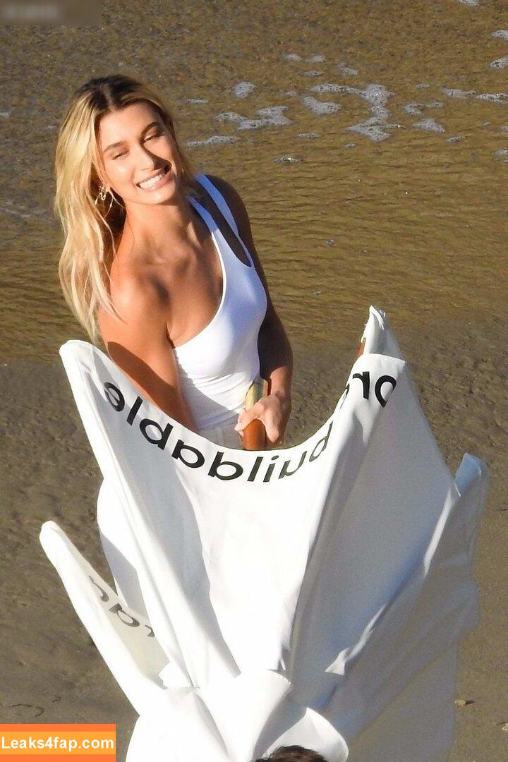 Hailey Bieber / haileybieber leaked photo photo #0393