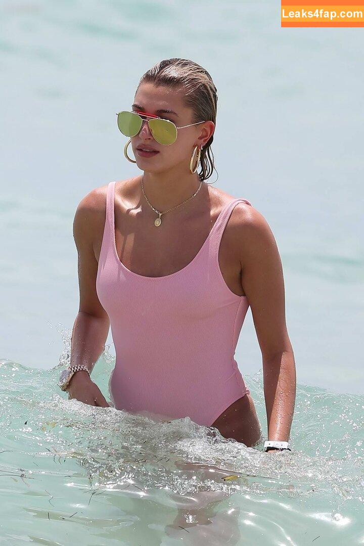 Hailey Bieber / haileybieber leaked photo photo #0419