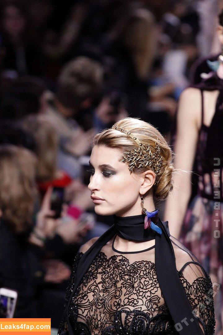 Hailey Bieber / HaileyBaldwin / haileeybear / haileybieber слитое фото фото #0648