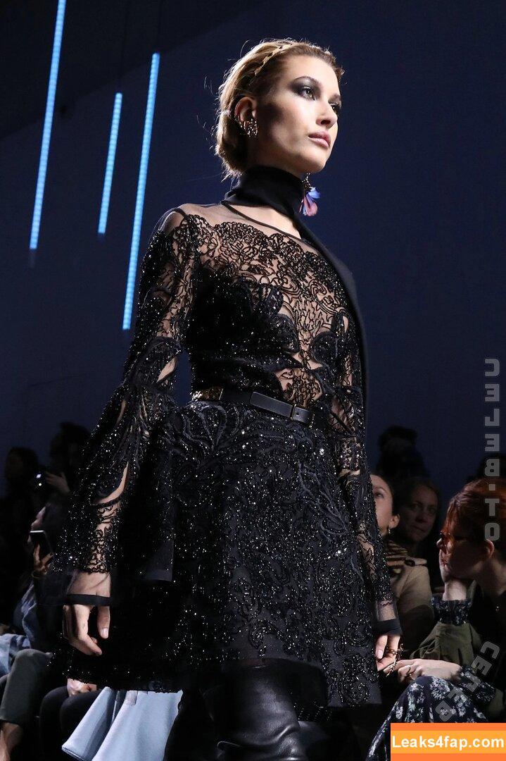 Hailey Bieber / HaileyBaldwin / haileeybear / haileybieber слитое фото фото #0651