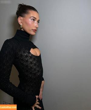 Hailey Bieber фото #0138