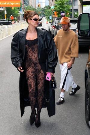 Hailey Bieber photo #0600