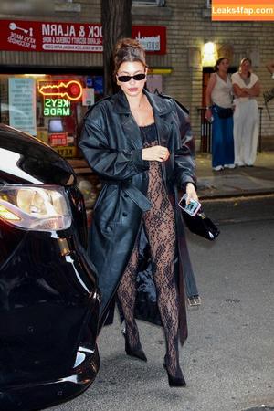 Hailey Bieber photo #0602