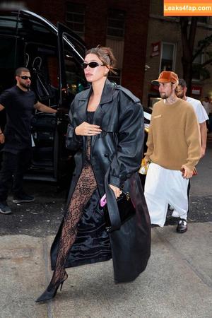 Hailey Bieber photo #0603