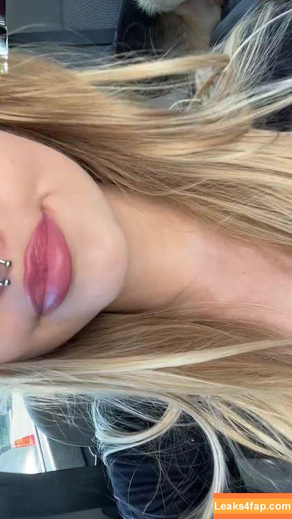 Hailey Frizzell / haileyyfrizzell слитое фото фото #0121