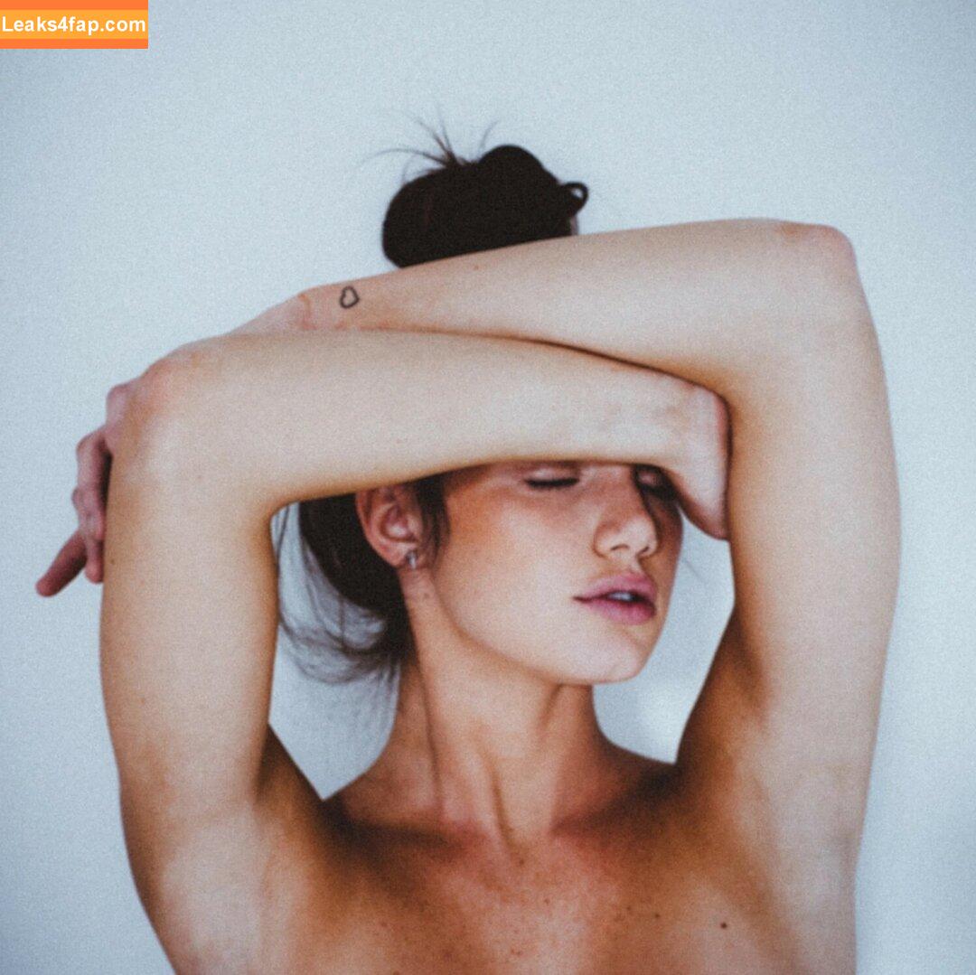 Hailey Outland / haileyoutland leaked photo photo #0009