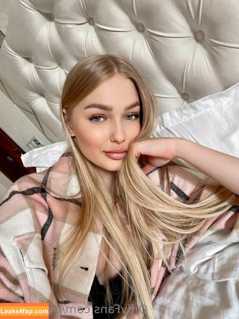 hailey.xxx / _.xx.hailey.xx._ leaked photo photo #0044