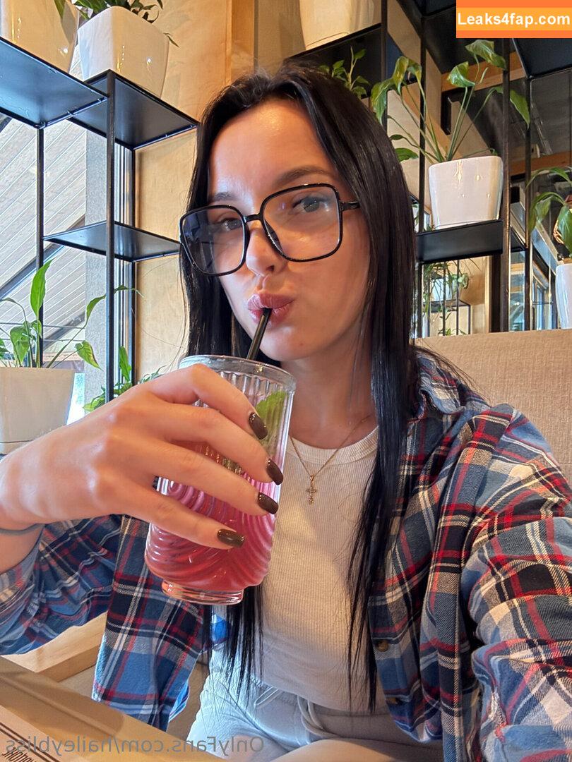 haileybliss / haileyblisss leaked photo photo #0010