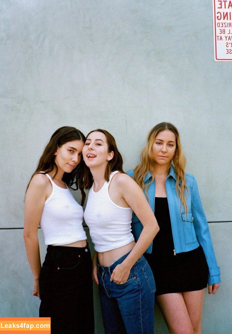 Haim Sisters / haimtheband leaked photo photo #0032