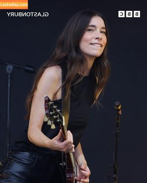 Haim Sisters photo #0068