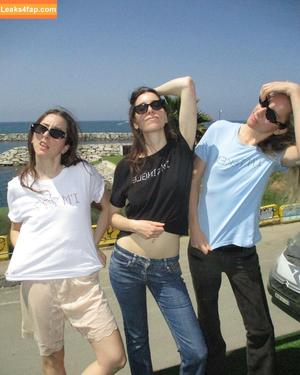 Haim Sisters photo #0070