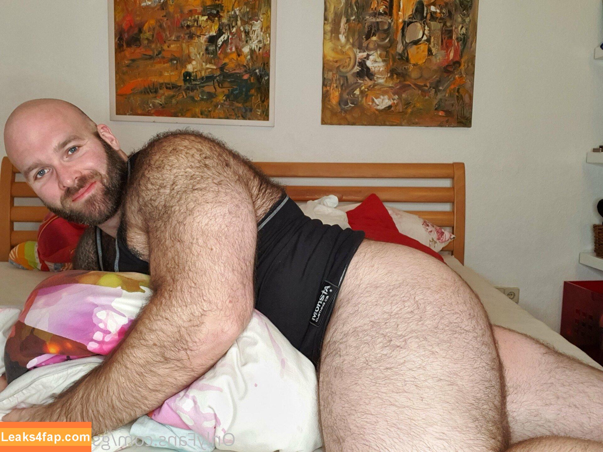 hairy_musclebear /  слитое фото фото #0065