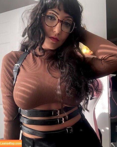 Hairy Women / HairyFairy420 / ig_naturals / pearlygirly06 leaked photo photo #0065