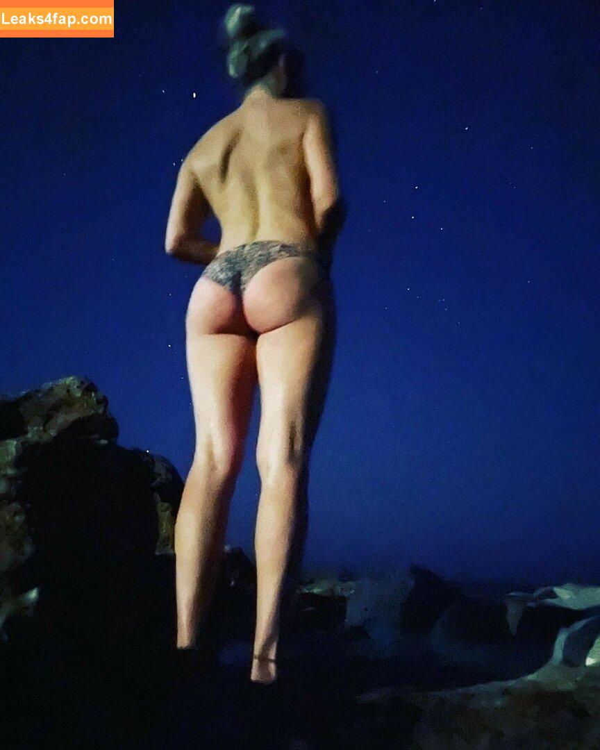 Hairy Women / HairyFairy420 / ig_naturals / pearlygirly06 leaked photo photo #0073