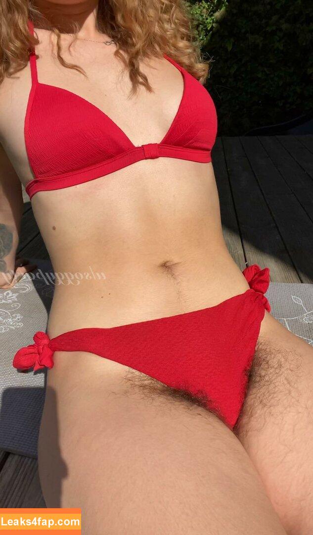 Hairy Women / HairyFairy420 / ig_naturals / pearlygirly06 leaked photo photo #0153