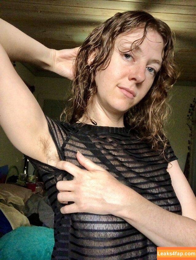 Hairy Women / HairyFairy420 / ig_naturals / pearlygirly06 leaked photo photo #0268