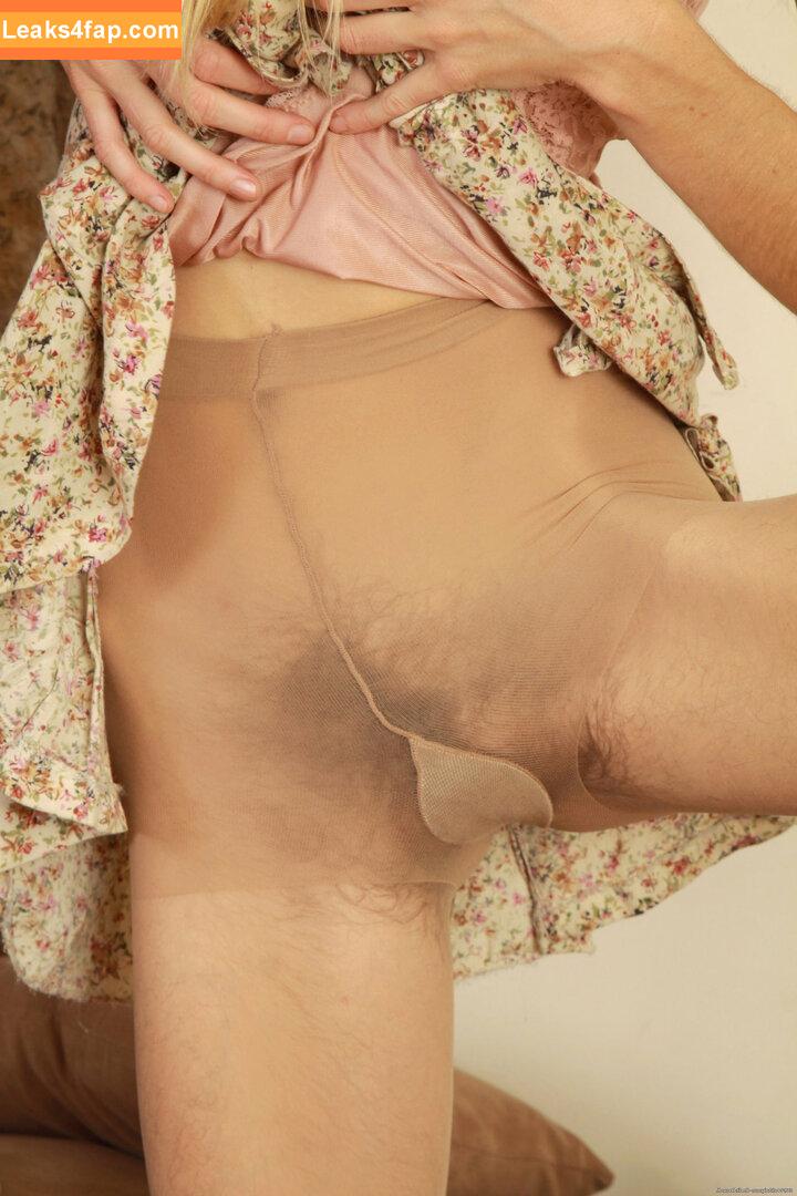 Hairy Women / HairyFairy420 / ig_naturals / pearlygirly06 leaked photo photo #0308