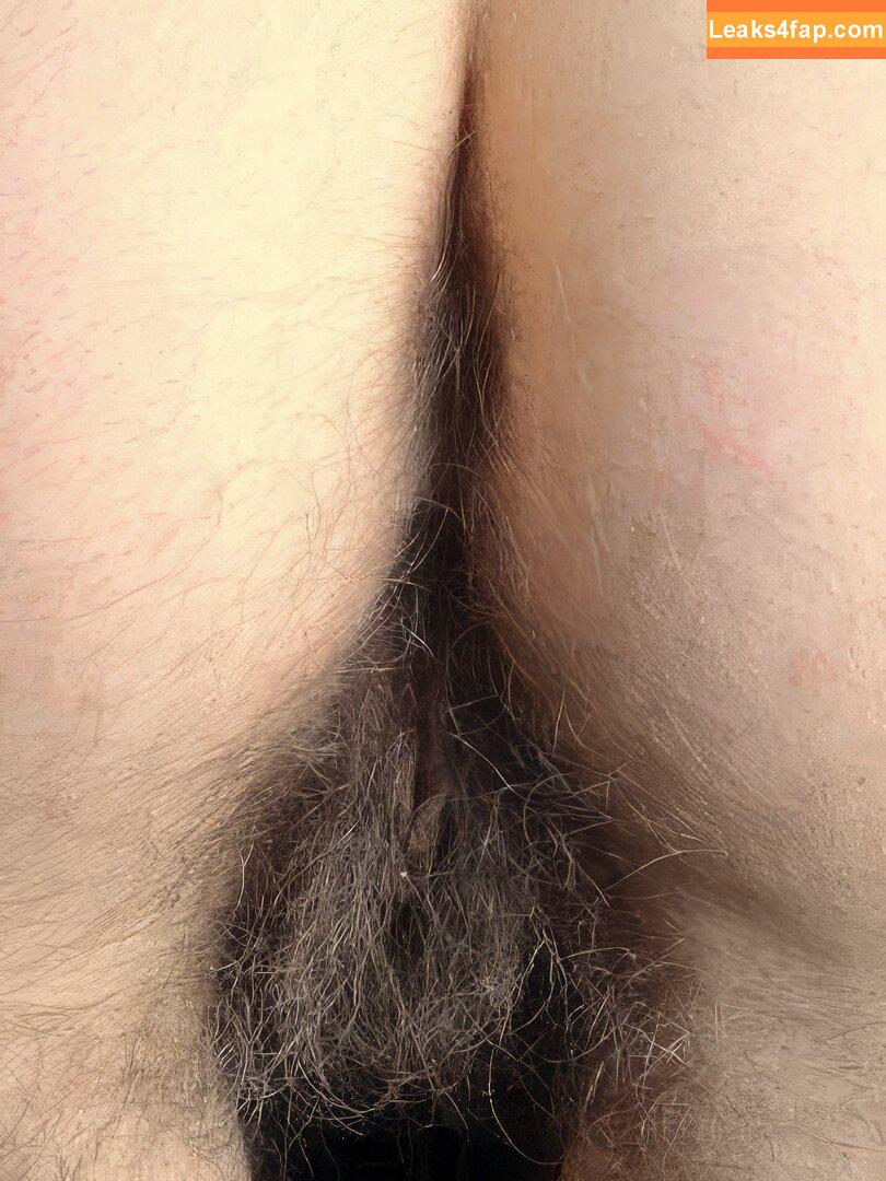 Hairy Women / HairyFairy420 / ig_naturals / pearlygirly06 leaked photo photo #0499