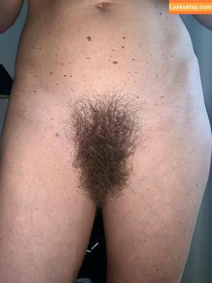 Hairy Women photo #0647