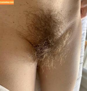 Hairy Women photo #0660