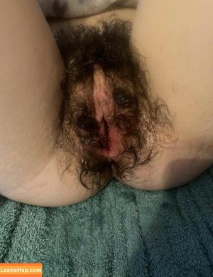 Hairy Women photo #0695