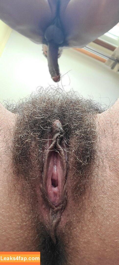Hairy Women / HairyFairy420 / ig_naturals / pearlygirly06 leaked photo photo #1001