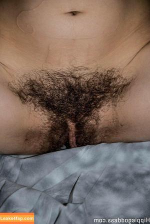 Hairy Women photo #1623