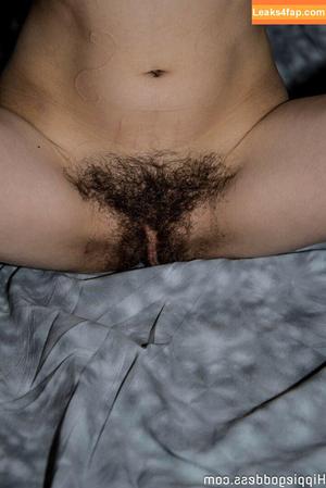 Hairy Women photo #1637
