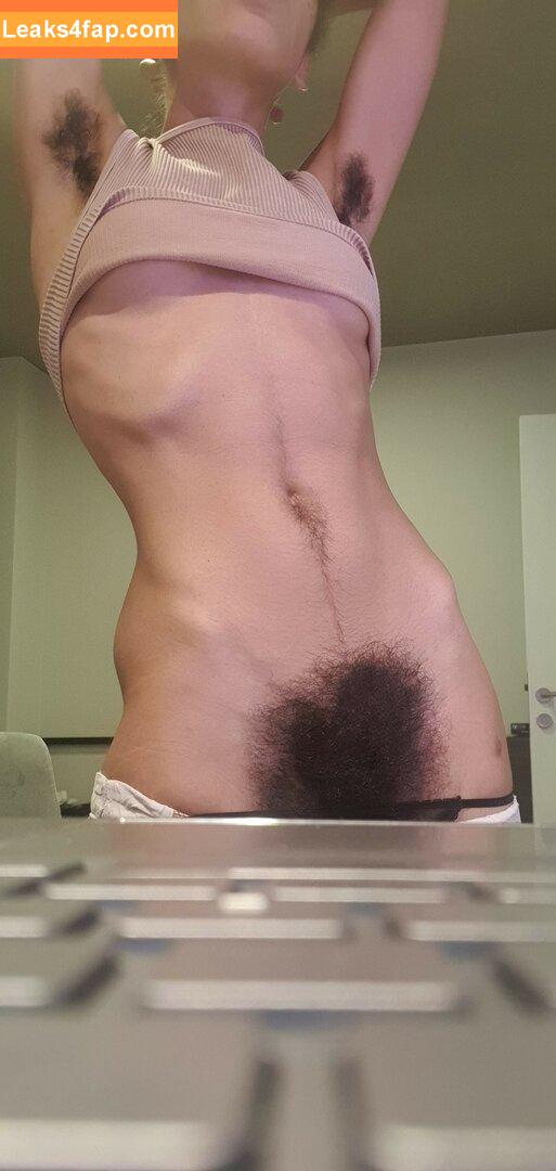 Hairy Women / HairyFairy420 / ig_naturals / pearlygirly06 leaked photo photo #2051