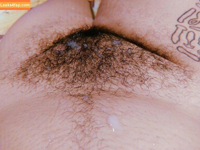 Hairy Women / HairyFairy420 / ig_naturals / pearlygirly06 leaked photo photo #2206