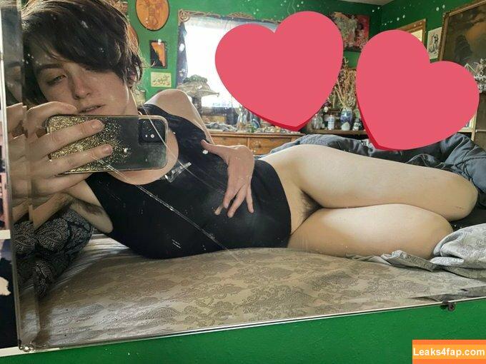 Hairy Women / HairyFairy420 / ig_naturals / pearlygirly06 leaked photo photo #2291