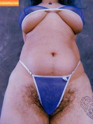 Hairy Women photo #2194