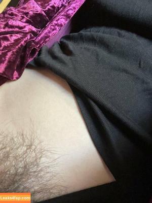 Hairy Women photo #2302