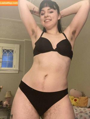 Hairy Women photo #2617