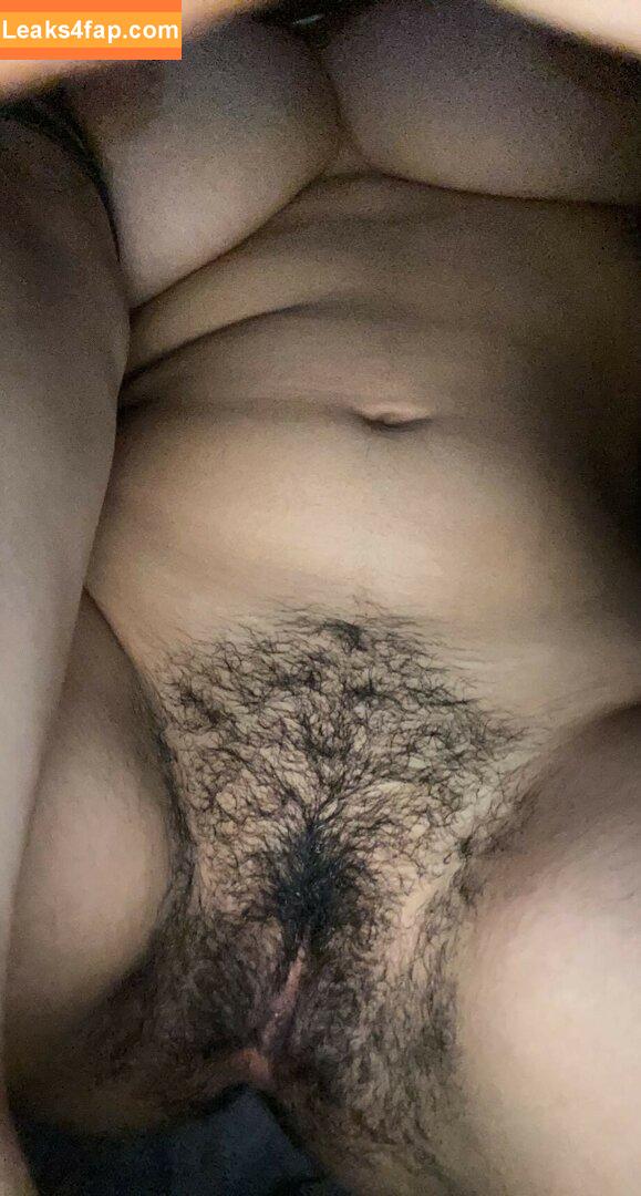 Hairy Women / HairyFairy420 / ig_naturals / pearlygirly06 leaked photo photo #3271
