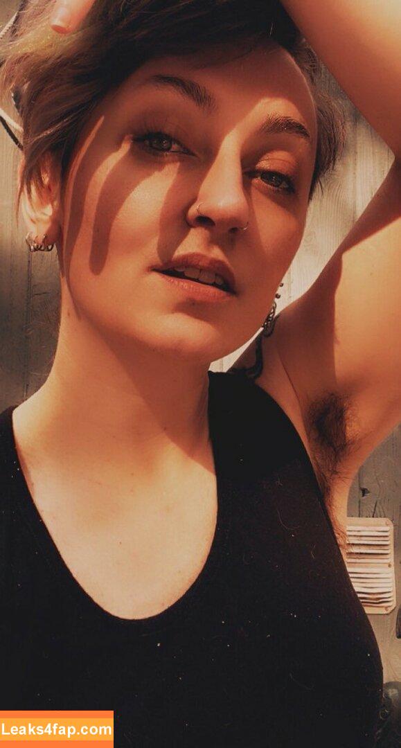 Hairy Women / HairyFairy420 / ig_naturals / pearlygirly06 leaked photo photo #3278