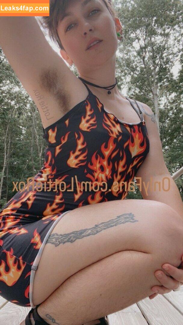 Hairy Women / HairyFairy420 / ig_naturals / pearlygirly06 leaked photo photo #3302