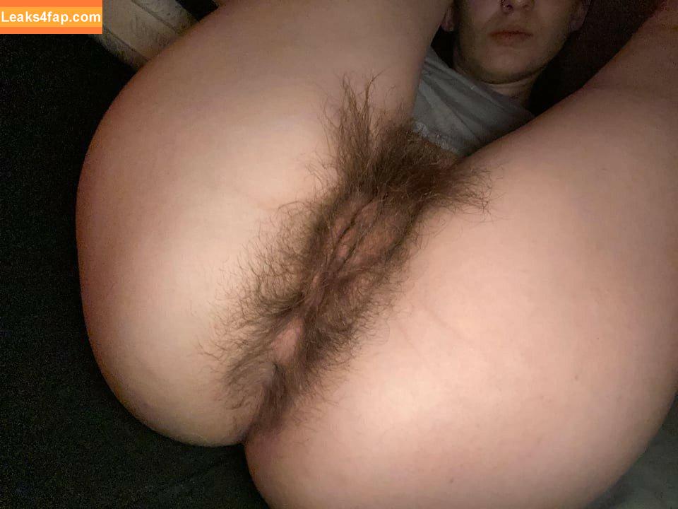 Hairy Women / HairyFairy420 / ig_naturals / pearlygirly06 leaked photo photo #3701