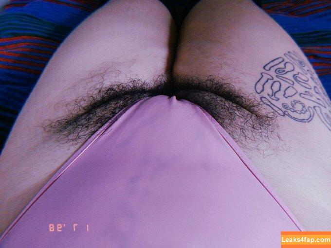 Hairy Women / HairyFairy420 / ig_naturals / pearlygirly06 leaked photo photo #3719
