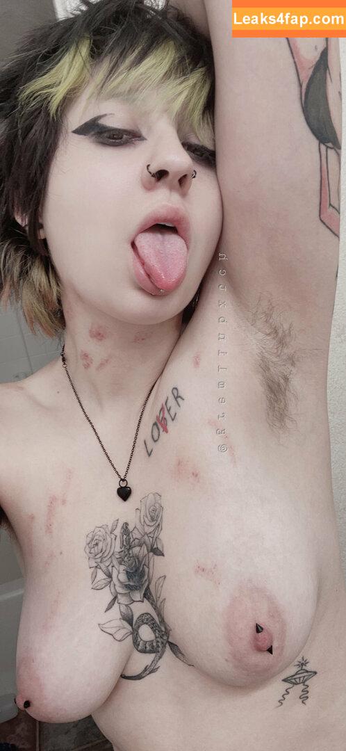 Hairy Women / HairyFairy420 / ig_naturals / pearlygirly06 leaked photo photo #3745