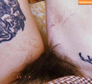 Hairy Women photo #3119